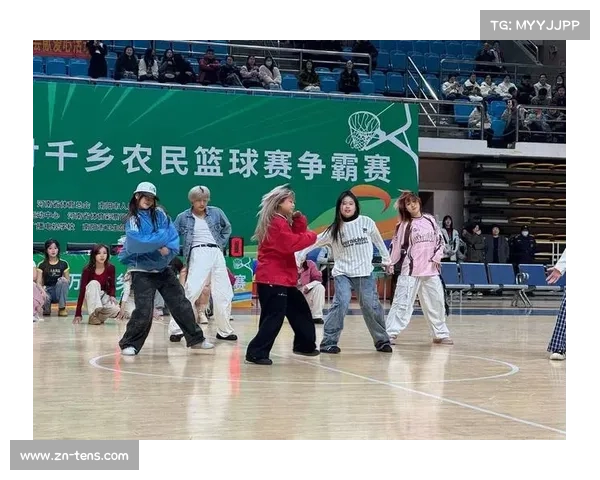 河南万村千乡农民篮球赛持续升温,民间赛事带动春节体育热潮 河南万村千乡农民篮球赛持续升温,民间赛事带动春节体育热潮